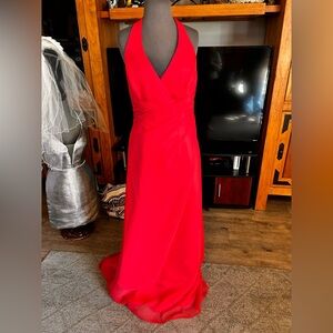 Red V-Neck Sleeveless Evening Gown - Brand Unspecified  Needs Zipper Repair